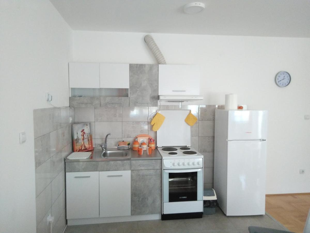 Apartman Maca Πίροτ Εξωτερικό φωτογραφία
